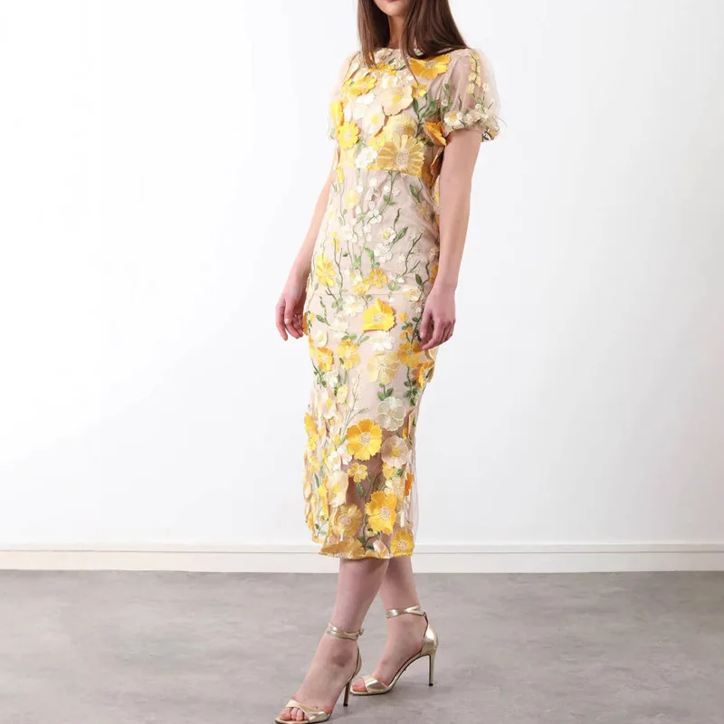 Embroidery Zara - Vestido largo hasta la rodilla con