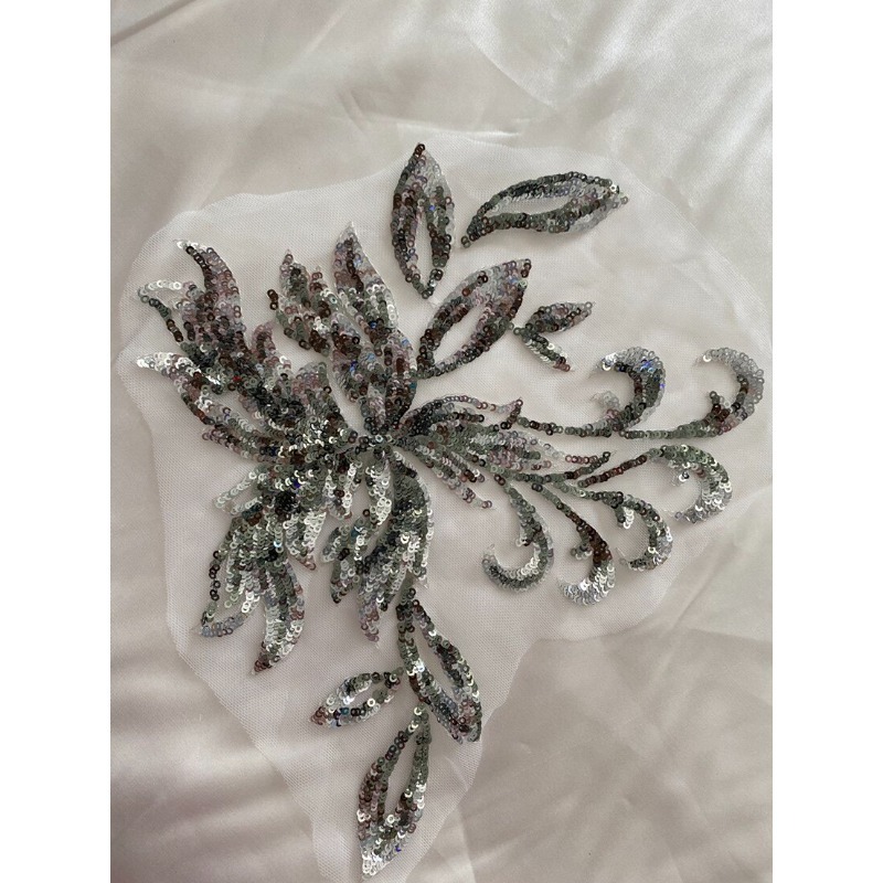 Embroidery Flower Pattern - Parches de encaje bordados con lentejuelas