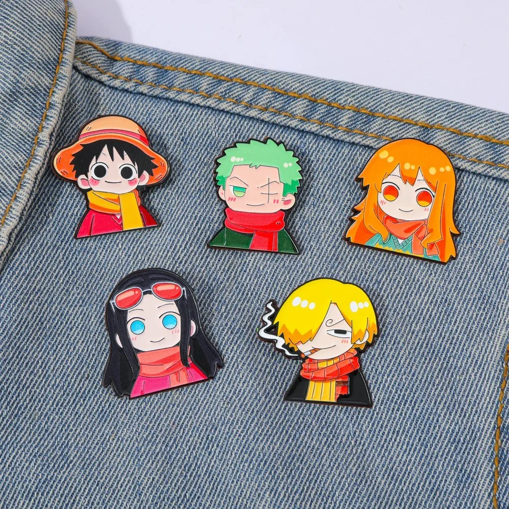 Embroidery Garment - 5 Broches de Anime con Personajes