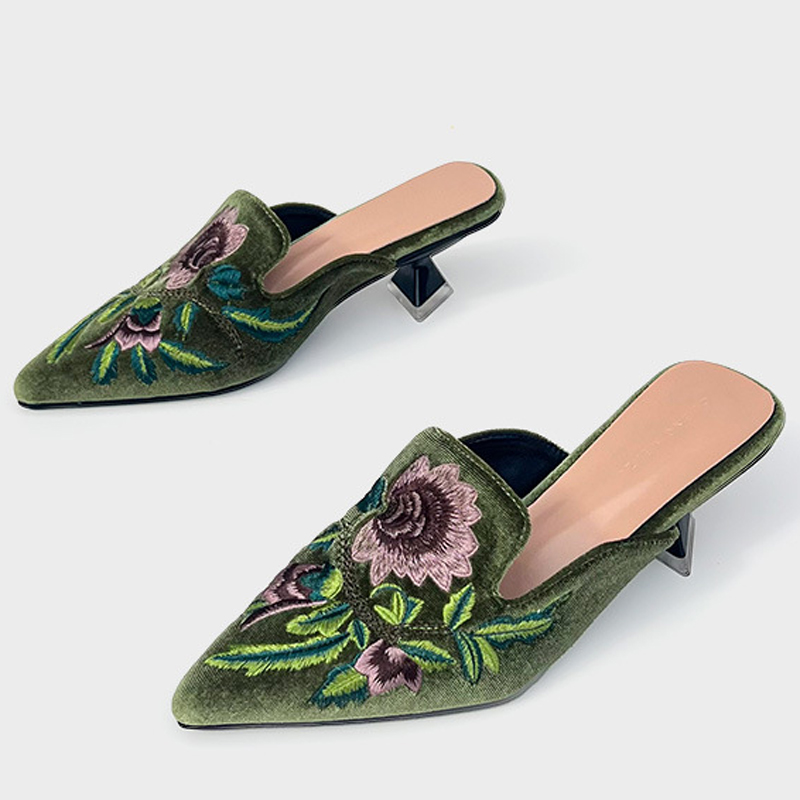 Zapatos de Mujer de Terciopelo - Embroidery Design Free reseña y precio