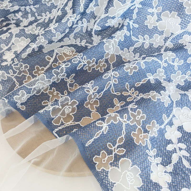 Tela de Tul con Bordado Floral - Embroidery Flower Pattern reseña y precio